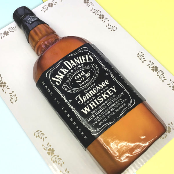 1.5 KG Jack Daniels Cake