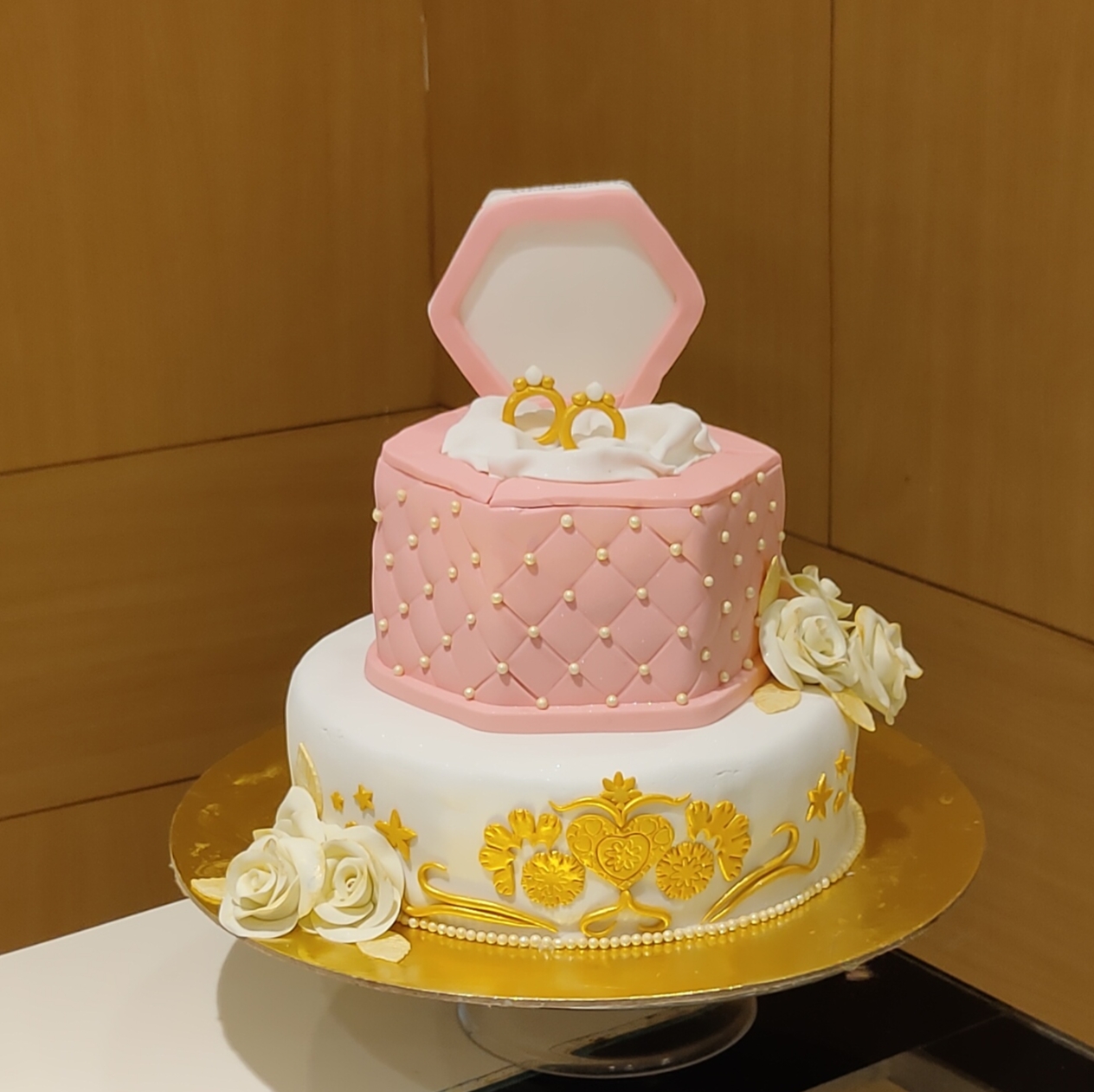 Engagement Cakes - The Good Egg